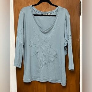 Cato women’s top 
Size 26/28 W
-W3